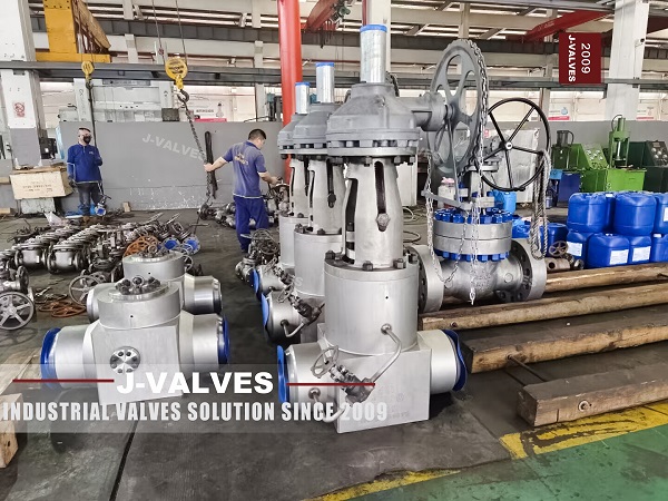 Selección de materiales y diseño estructural de válvula de puerta de alta temperatura y alta presión