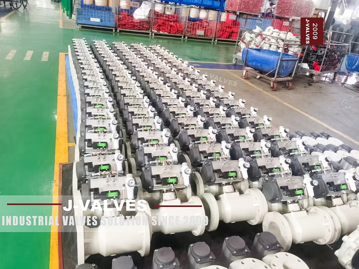 Materiales de la válvula industrial: resistencia a la corrosión de acero inoxidable 304 a Hastelloy