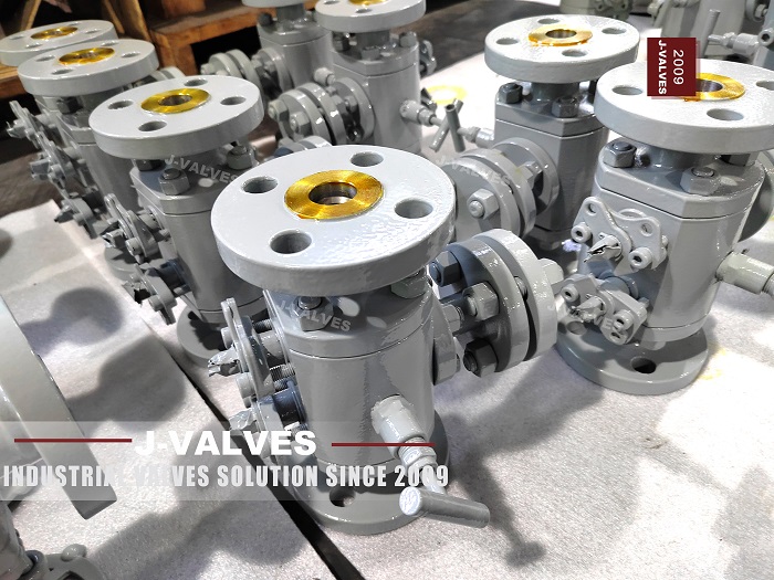  Selección de material y comparación de rendimiento de J-VALVES válvulas de bola con bridas DBB en condiciones de alta temperatura y alta presión