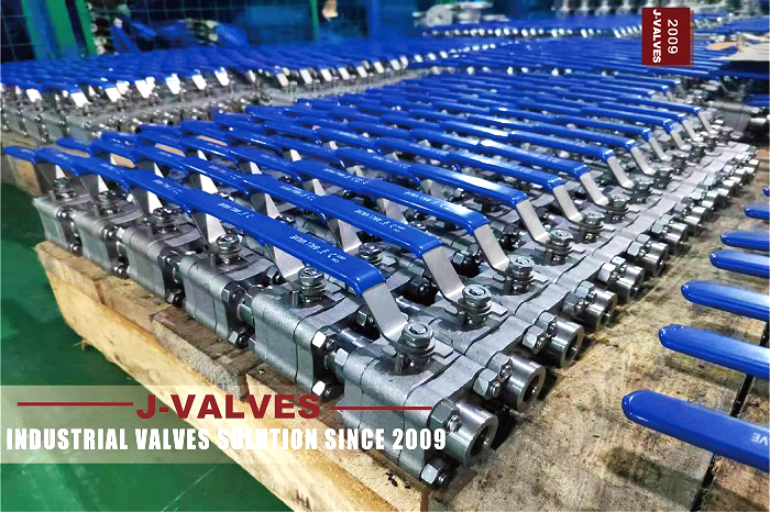 Comparación de los estándares de diseño para J-VALVES válvulas de pelota de alta presión de tres piezas: API 6D vs ASME B16.34